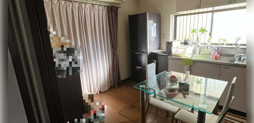 中古一戸建て – 三重県四日市市釆女町