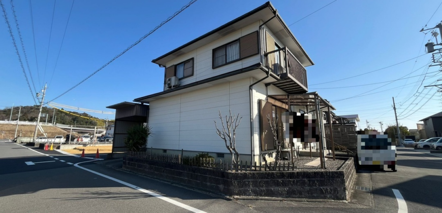 中古一戸建て – 三重県四日市市釆女町