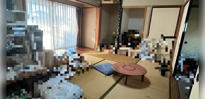 中古一戸建て – 三重県四日市市釆女町